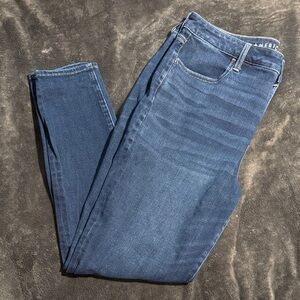 American Eagle The Dream Jean. Super high waisted skinny. Size: 16